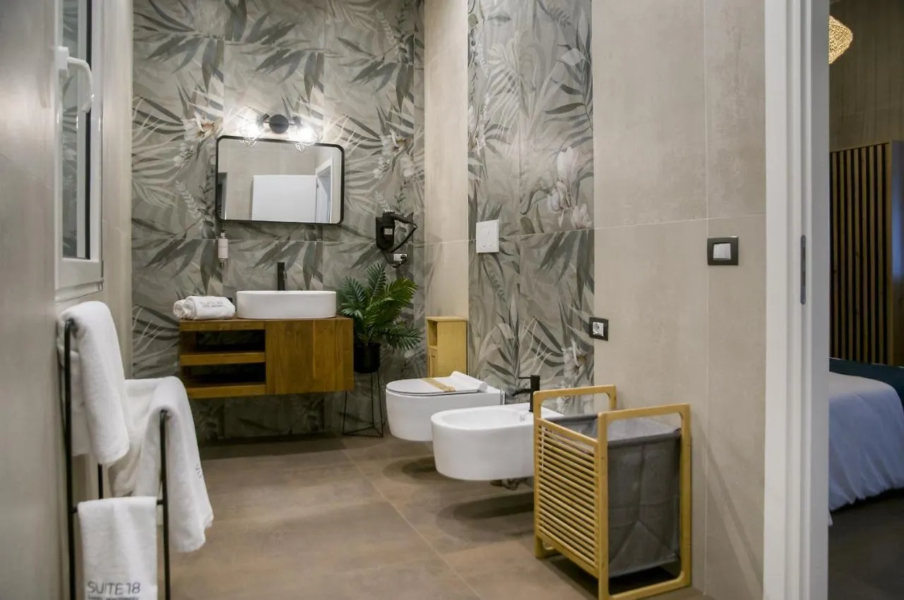 Suite 18 Luxury Apartments Bari