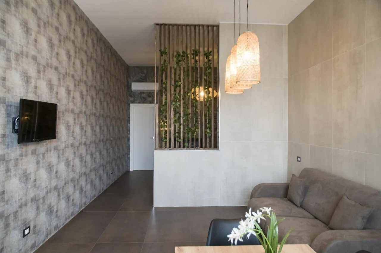 Suite 18 Luxury Apartments Bari 0*,  Italy