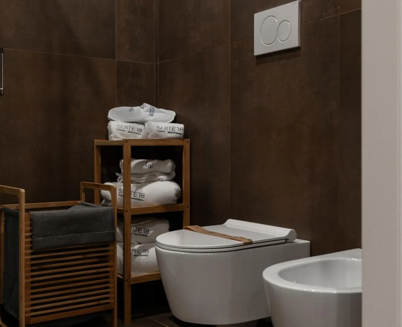 Suite 18 Luxury Apartments Bari