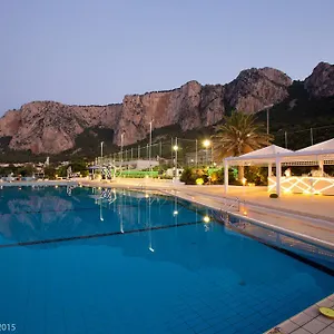  Apartment La Marsa Italy